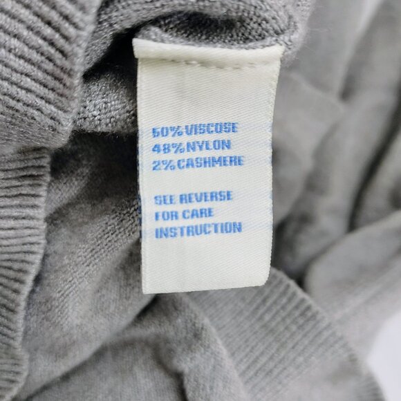 Grey Star Cashmere Sweater - Picture 2 of 3